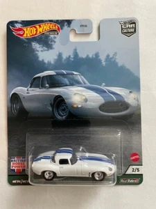 HOT WHEELS PREMIUM BRITISH HORSE POWER JAGUAR LIGHTWEIGHT E-TYPE, NEW IN BOX - Picture 1 of 2