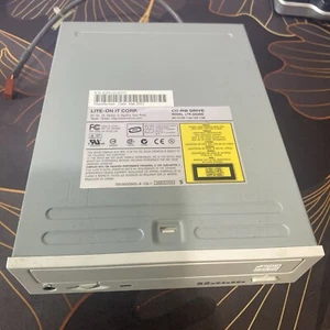 Lite-on LTR-52246S CD-RW 52x24x52x 2003 With Cables - Afbeelding 1 van 5