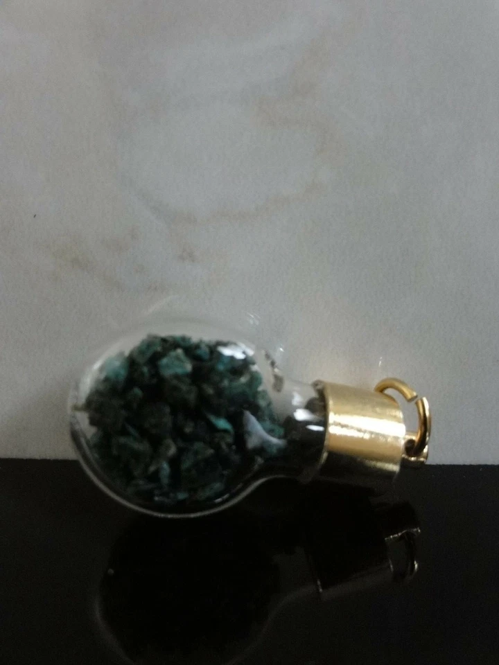 COLGANTE GOTA H.STERN AMULETO DE LA SUERTE BOTELLA DE VIDRIO PIEDRAS PRECIOSAS TURQUESA CHAPADO EN ORO  Foto 1 de 4