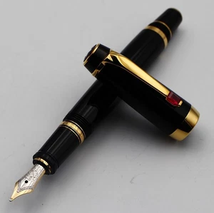 [Excellent] MONTBLANC Boheme Rouge et Noir Fountain Pen 14K 585 M nib, Mid size - Picture 1 of 24