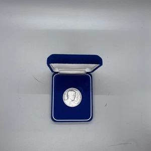 Offizielle 1985 Ronald Reagan Bush Eröffnungsmedaille .999 Feinsilber limitiert PP  - Bild 1 von 8