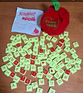 Travel Scrabble Apple Tile Word Crossword Game Parker Brothers 2008 - Picture 1 of 3