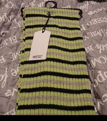Bufanda acrílica verde/negro/gris WESC: NUEVA CON ETIQUETAS  Foto 1 de 4