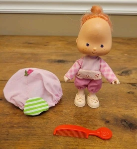 Strawberry Shortcake Puppe Raspberry Tart mit Kleid und Hut von Kenner - Bild 1 von 5