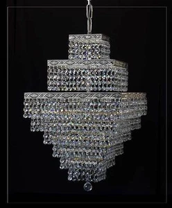 Squarely chandelier with nice ornaments and real crystals.Illustration in silver - Picture 1 of 2