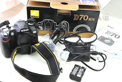 Nikon D70 6.1MP DSLR camera, shutter count 12322 - Image 1 of 4