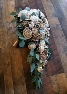 Champagnerbraun Sola Holz Brautstrauß Kaskaden Naturrinde Hochzeit Blumen - Bild 1 von 5
