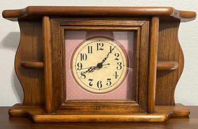 Reloj de pared/sobremesa de roble macizo estilo rústico de madera con estantes a pilas Foto 1 de 4