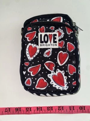 Bolso utilitario Brighton Hearts a Flutter diseñador Britney Drumheller's sin correa Foto 1 de 4