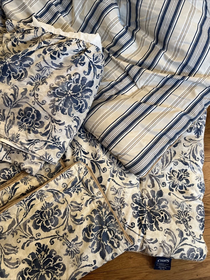 4 Pc Chaps Ralph Lauren Bluff Point Queen Comforter Shams Bed Skirt Blue White - Image 1 of 4