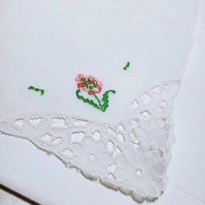 Vtg Floral Embroidered Handkerchief Laced Corner Cottagecore Pink & Green Flower - Picture 1 of 6