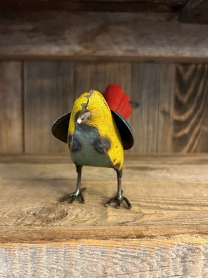 Recycled Metal Indoor/Outdoor Bird Figurine 30973 - Image 1 of 2