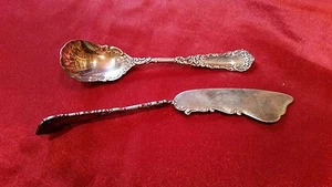 VERSILBERTE WH GLENNY & CO. ANTIKER SOUVENIR LÖFFEL & BUTTERMESSER MIT MONOGRAMMEN - Bild 1 von 14