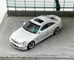 BN FH 1:64 Pearl White CLS 63 AMG MK1 C219 Sedan Sports Model Diecast Metal Car - Picture 1 of 7