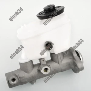 Brake Master Cylinder 47201-3D390 472013D390 for 1997-2001 Toyota Hilux - Picture 1 of 4