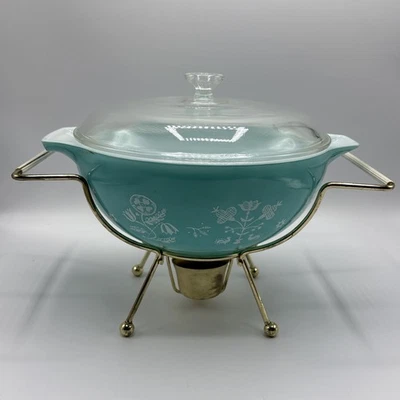 Pyrex 1959 Needlepoint Casserole Dish Promotional w/ Warming Cradle #443 (M) - Image 1 of 4