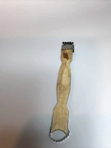 Coconut Grater Hand Scraper Wood Shredder Thai Tools Kitchen Vintage - Picture 1 of 6