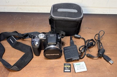 Cámara digital Olympus Stylus SP-720UZ 14,0 MP con tarjeta y batería nueva negra - PROBADA Foto 1 de 4
