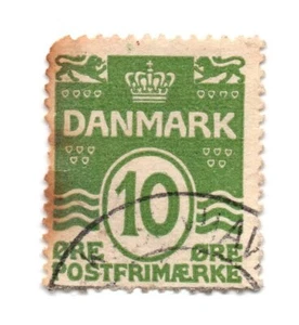 Estampilla usada de Dinamarca 1921 líneas onduladas SC: 95 10 Øre verde (a1) - Imagen 1 de 1