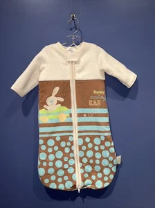 woombie swaddle 0-3 months Ultra Sleeper, Long Sleeve Boy Bunny Racing Car - Picture 1 of 5