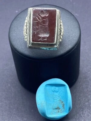 Bellissimo anello romano unico in argento massiccio con pietra corniola intag... - Immagine 1 di 4