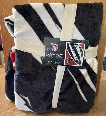NFL Plush Blanket Super Soft Throw Gray Atlanta Falcons 60 x 80 IN. NWT NEW! ATL Cover