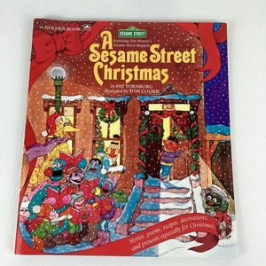 A Sesame Street Christmas Paperback Book Stories Poems Recipes Decorations 1982 - Picture 1 of 8