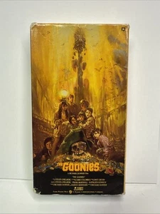 The Goonies VHS 1986 Warner First Release No Barcode Adventure 80s Cult Classic - Picture 1 of 9