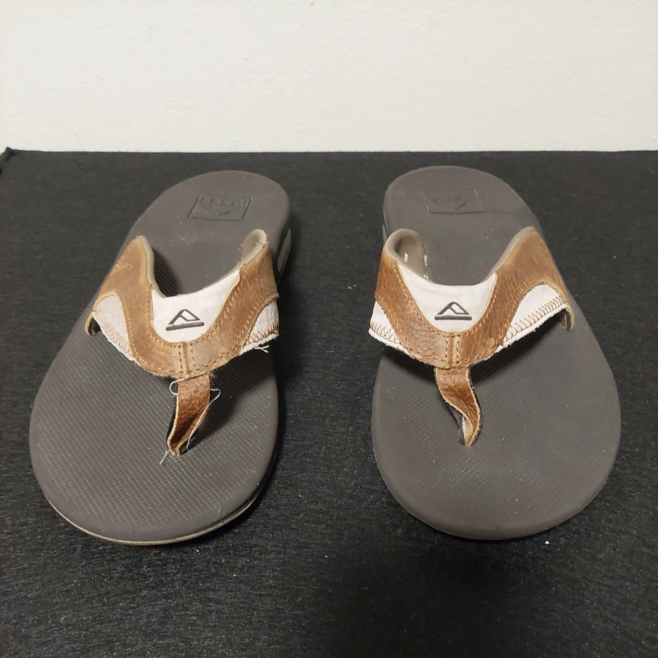 Sandalia Reef Chanclas para Hombre Talla 9 Desgarro en Correa Foto 1 de 4