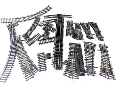 25 Piece Zeuke Track Set/Switches Berlin TT Railways GDR Model Railway/GG31 - Image 1 of 4