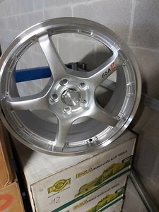 KIT COMPLETO CERCHI IN LEGA BSA R17 COMPATIBILE CON VW GOLF, VW PASSAT, AUDI A3, - Imagen 1 de 3