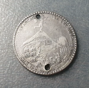 PERU MEDALLA 1839 PROCLAMACION MODULO 4 REALES 2 AGUJEROS AGUSTIN GAMARRA ESCASA - Picture 1 of 2