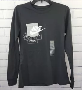 Womens Nike Floral Print T-Shirt - Size Small (DM4827-010) - Picture 1 of 6