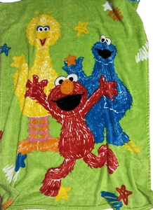 Sesame Street Big Bird Cookie Monster Elmo Toddler Fleece Blanket 40x50 - Picture 1 of 4
