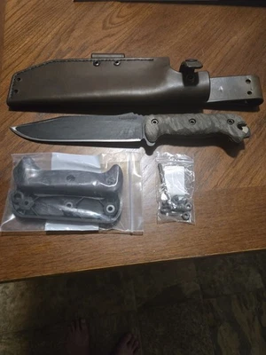 Cuchillo/Hoja CAMILLUS 7" original BK&T Becker BK7 COMBAT UTILITY con funda personalizada. Foto 1 de 4