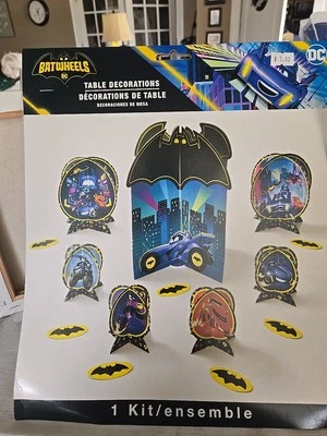 Batwheels DC Batman Superhéroe Cumpleaños Fiesta Decoración Mesa Centro Kit Foto 1 de 3