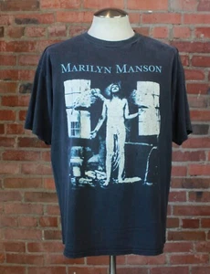 Remake 2 sided 1996 Marilyn Manson Concert T Shirt TE4454 - Picture 1 of 3