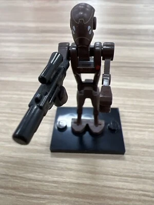 Lego Commando Droid Captain Minifigure The Clone Wars  + Blaster / Stand EUC - Image 1 of 4