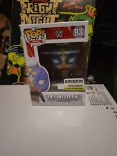 Funko Pop! Vinyl: WWE - Rey Mysterio (Glows in the Dark) - Amazon (AM)...