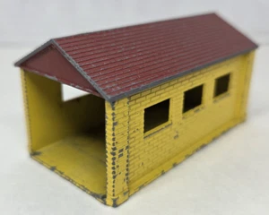 VINTAGE MATCHBOX LESNEY GARAGE #3 ORIGINAL DIE CAST TOY ENGLAND - Picture 1 of 5
