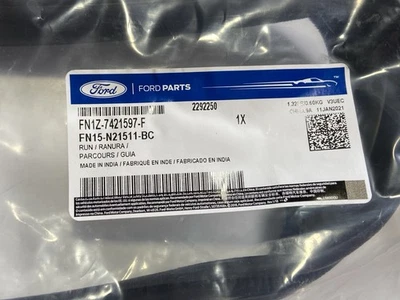 FN1Z-7421597-F Ford EcoSport F puerta corre izquierda - Nuevo Foto 1 de 3