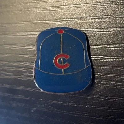 Vintage Classic Chicago Cubs Blue & Red Cap Logo MLB Pin Brooch - Image 1 of 4