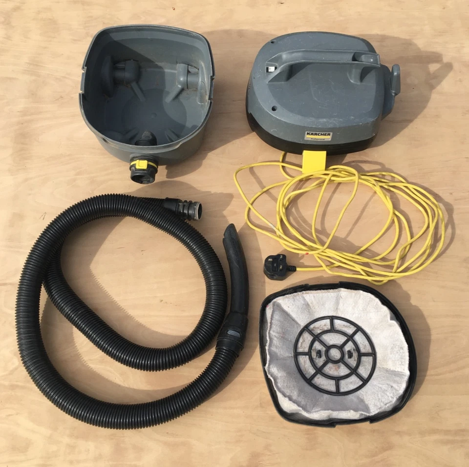 Karcher T7/1 Classic Vacuum Cleaner Professional Spares or Repair - Image 1 of 4