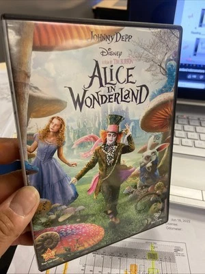 Tim Burton’s Alice In Wonderland DVD Jhonny Depp Tim Burton - Image 1 of 4