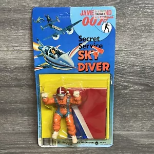 Vintage 1984 Imperial James Bond 007 Secret Service Sky Diver Figure Orange - Picture 1 of 5