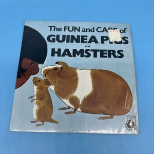The Fun & Care of GUINEA PIGS AND HAMPSTERS 45 VINYL Pet Productions 1970 - Picture 1 of 11