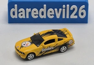 Ford Mustang GT 2006 cubierta superior Pittsburgh Steelers NFL fútbol americano suelto 1/64 - Imagen 1 de 8