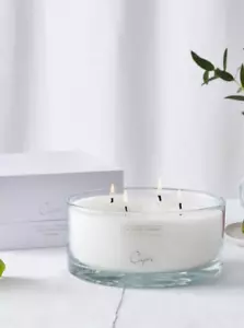 The White Company Capri Large Scented Candle 740g - Picture 1 of 3