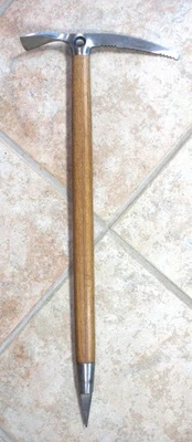 CHOUINARD 1978 EJE REXILON PIOLET PIOLET EN ESTADO SIN USAR EJE DE 70 CM Foto 1 de 4