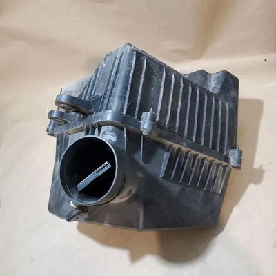 2012-2017 GMC Terrain Air Cleaner Intake Filter Box Assembly OEM W/Warranty - Image 1 of 4